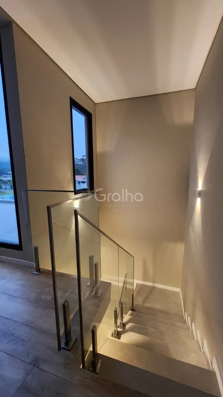 Casa para venda com 4 dormitórios em São João do Rio Vermelho com 261 m² — foto 5
