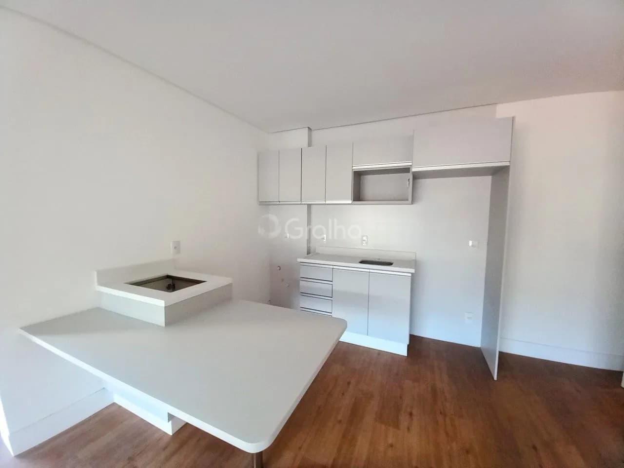 Apartamento para venda com 1 dormitório, em Saco Grande com 50 m² — foto 3