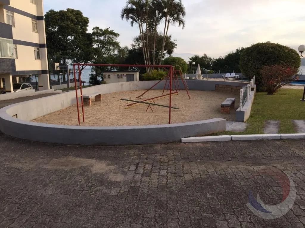 Cobertura para venda com 3 dormitórios em Bom Abrigo com 150 m² — foto 4