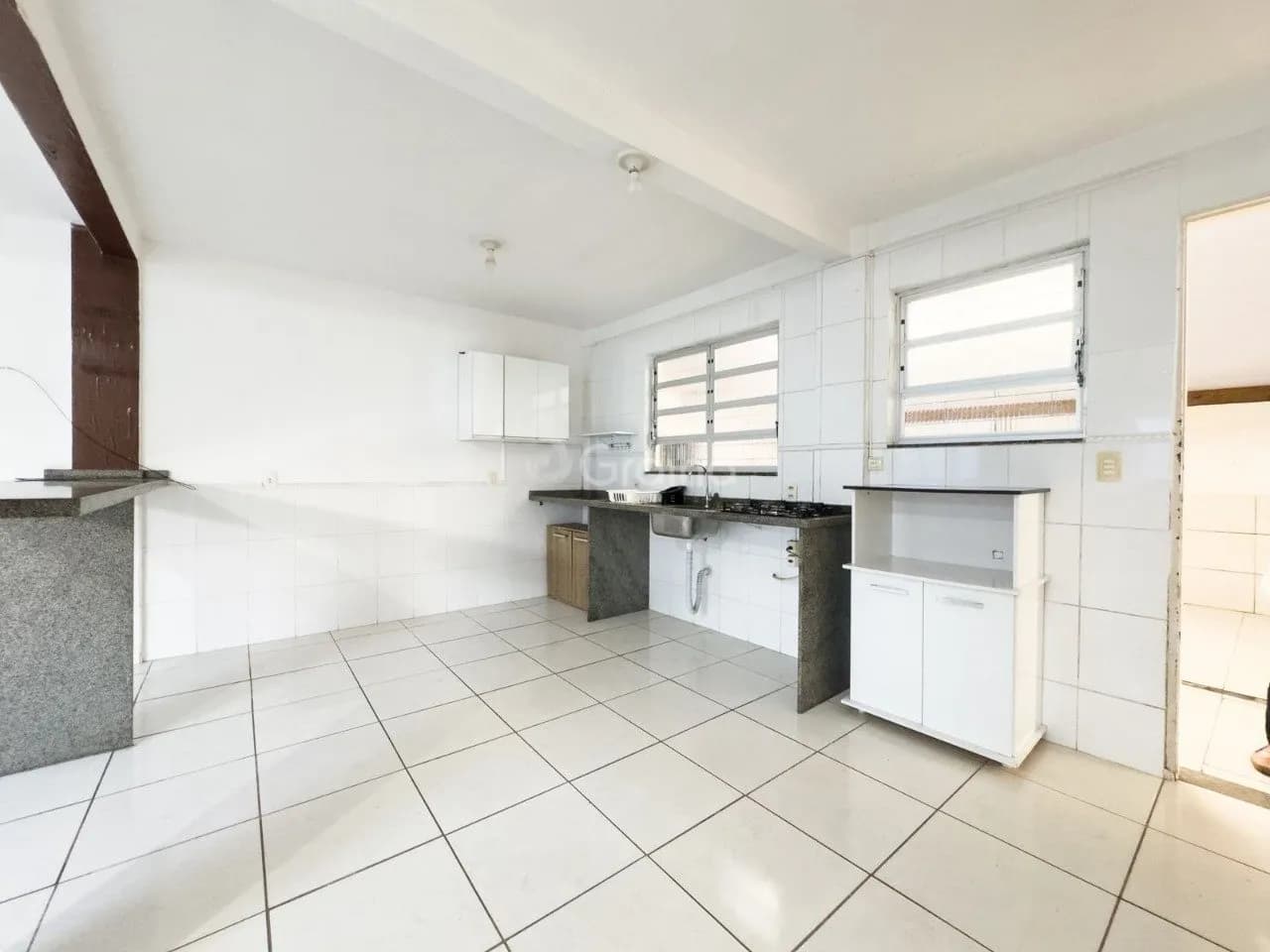 Casa para venda com 3 dormitórios em Abraão com 120 m² — foto 2