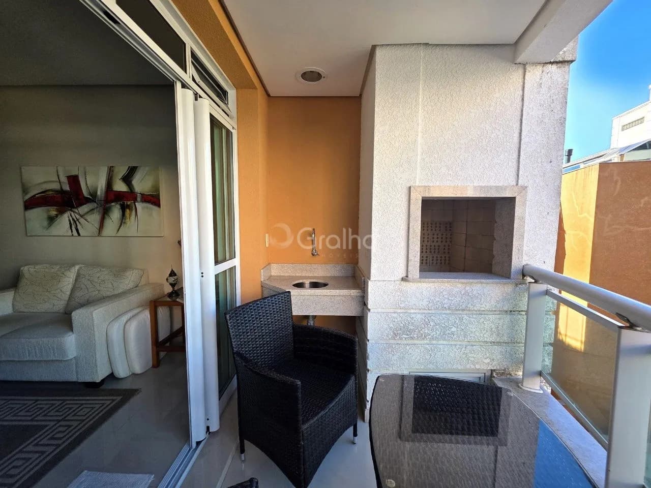 Apartamento para venda com 2 dormitórios em Carvoeira com 89 m² — foto 2