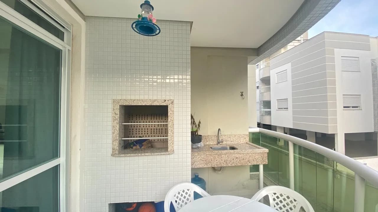 Apartamento para venda com 3 dormitórios em Ingleses Do Rio Vermelho com 80 m² — foto principal