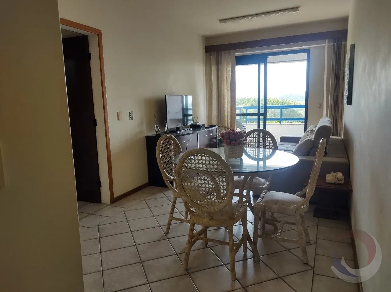 Apartamento para venda com 2 dormitórios em Canasvieiras com 63 m² — foto principal