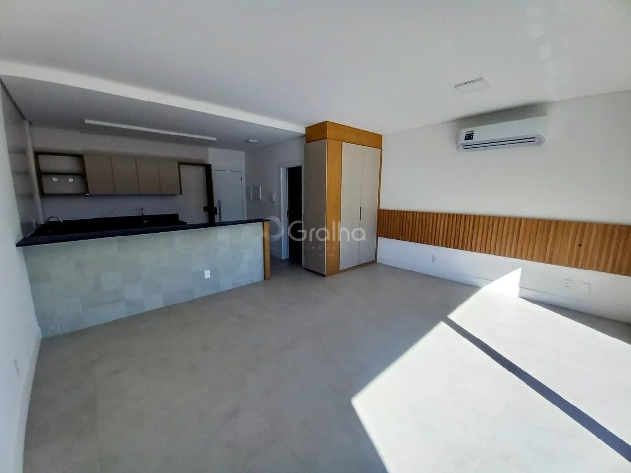 Apartamento para venda com 1 dormitório, em Saco Grande com 46 m² — foto principal