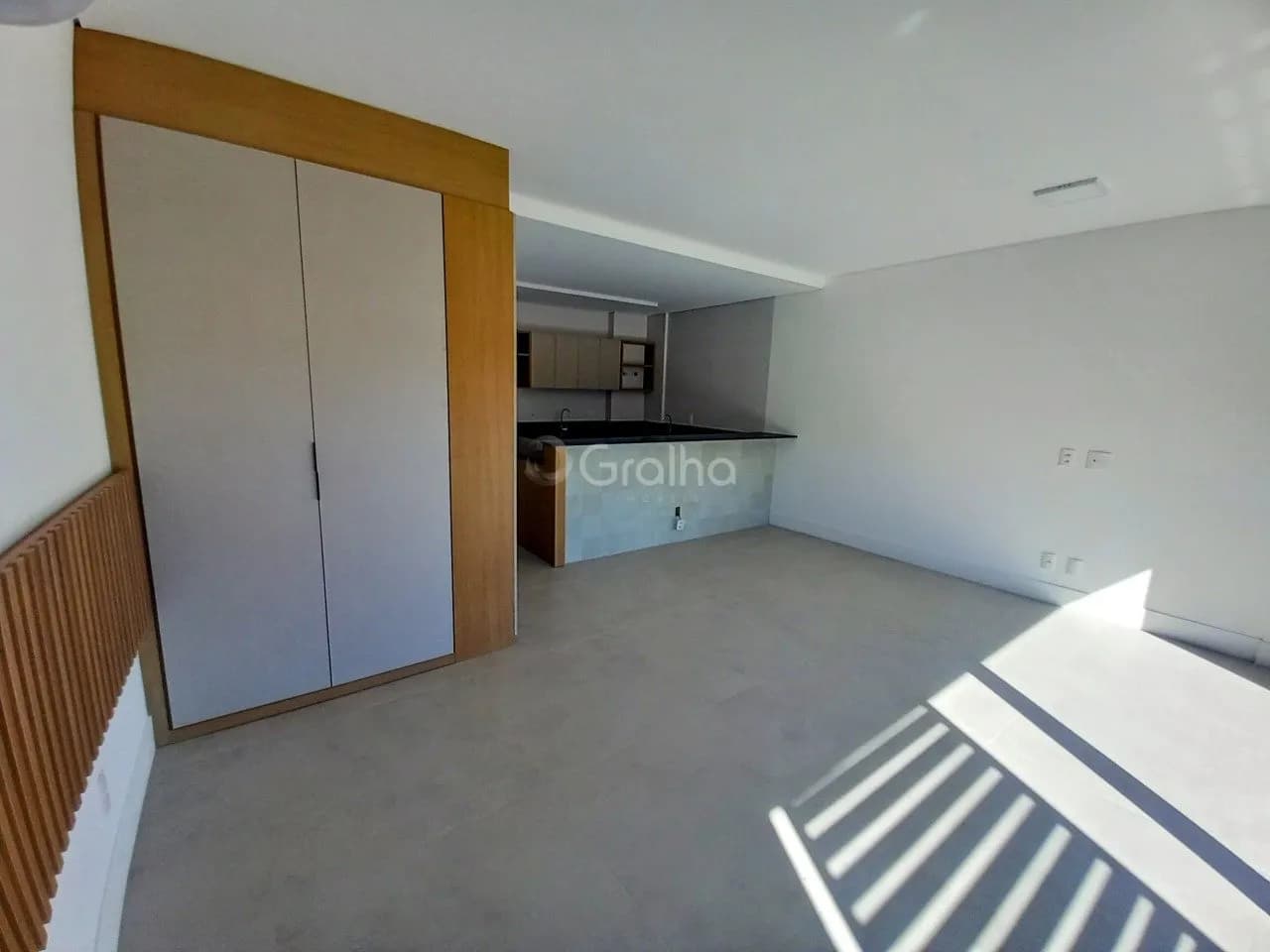 Apartamento para venda com 1 dormitório, em Saco Grande com 47 m² — foto principal