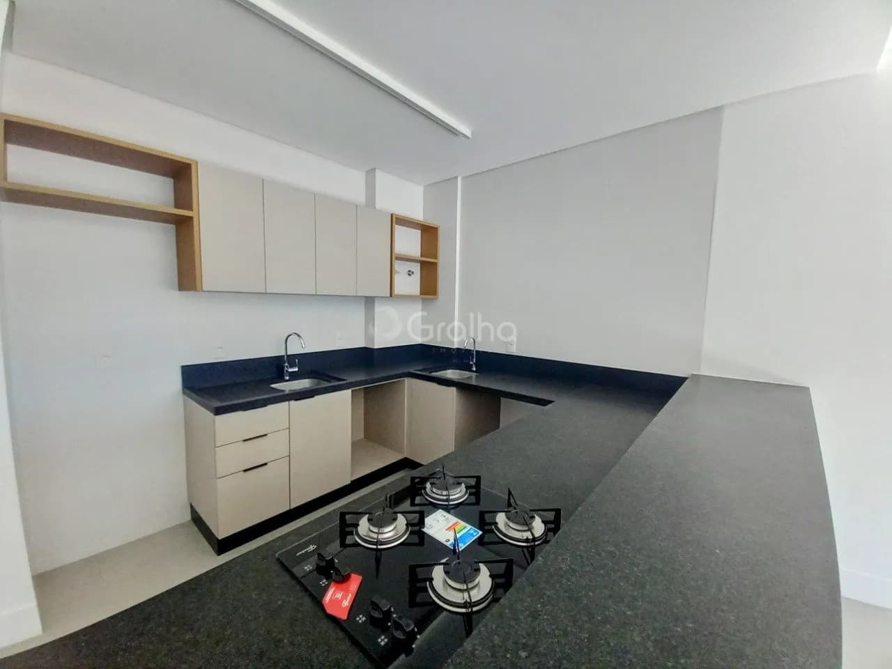 Apartamento para venda com 1 dormitório, em Saco Grande com 47 m² — foto 3