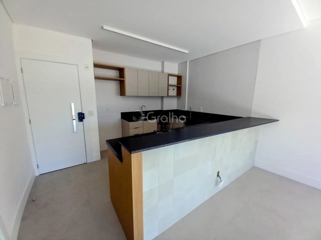 Apartamento para venda com 1 dormitório, em Saco Grande com 47 m² — foto 4
