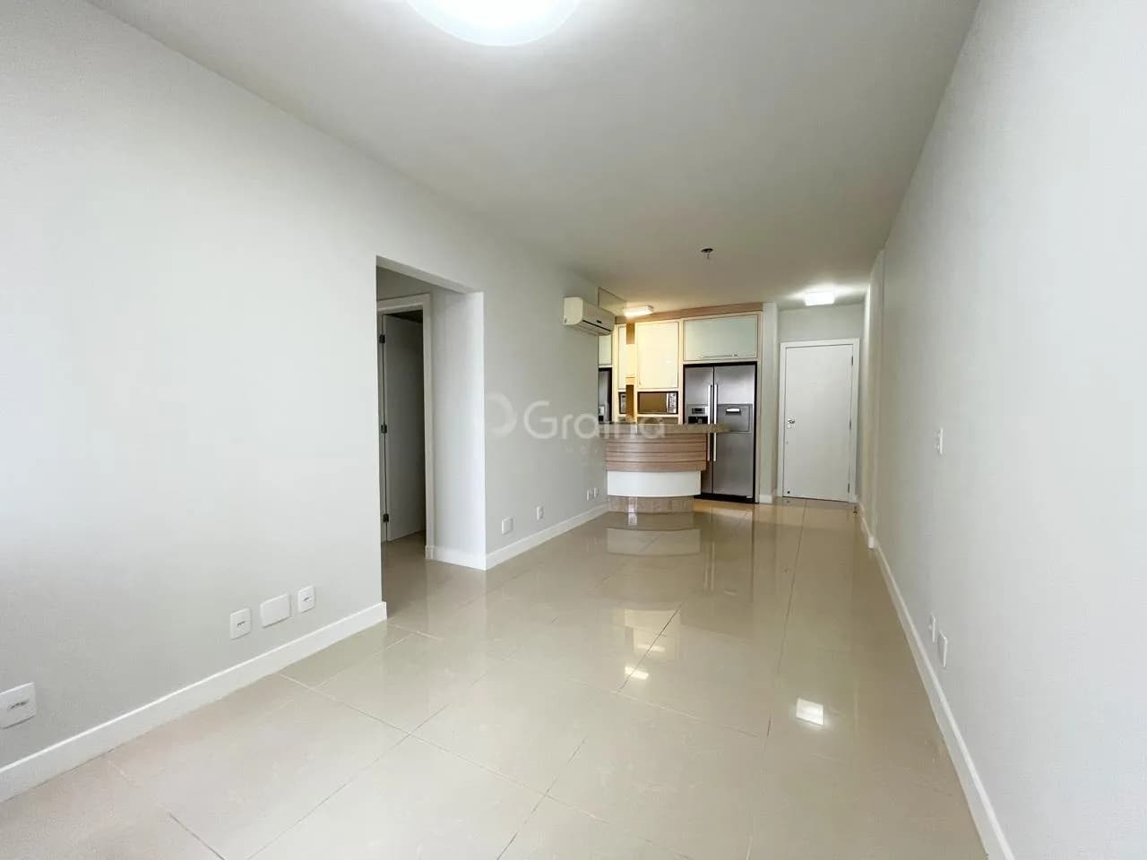 Apartamento para venda com 3 dormitórios em Centro com 77 m² — foto 2