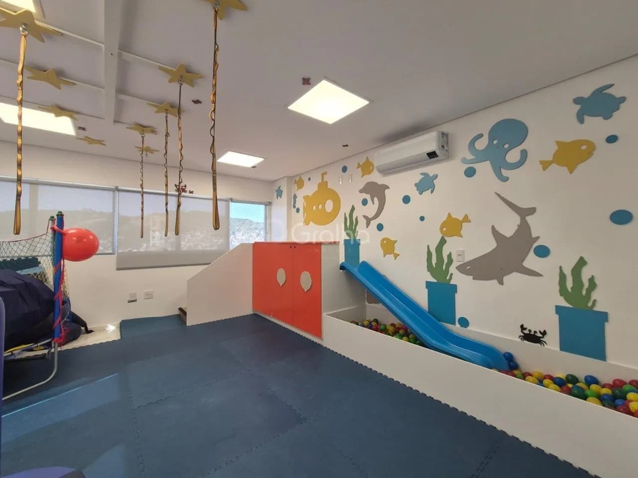 Sala comercial para venda em Centro com 77 m² — foto 2