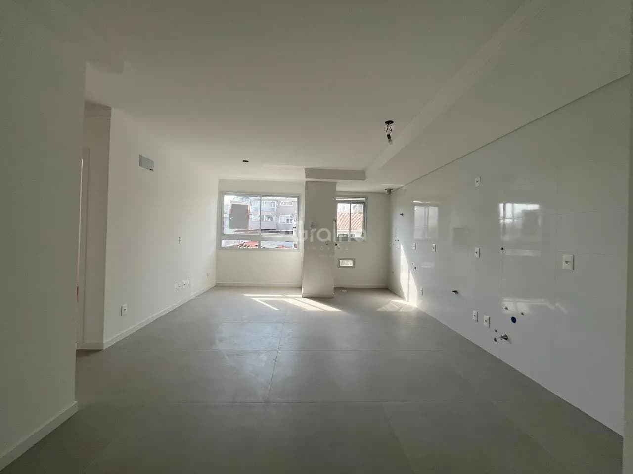 Apartamento para venda com 2 dormitórios em Coqueiros com 64 m² — foto principal