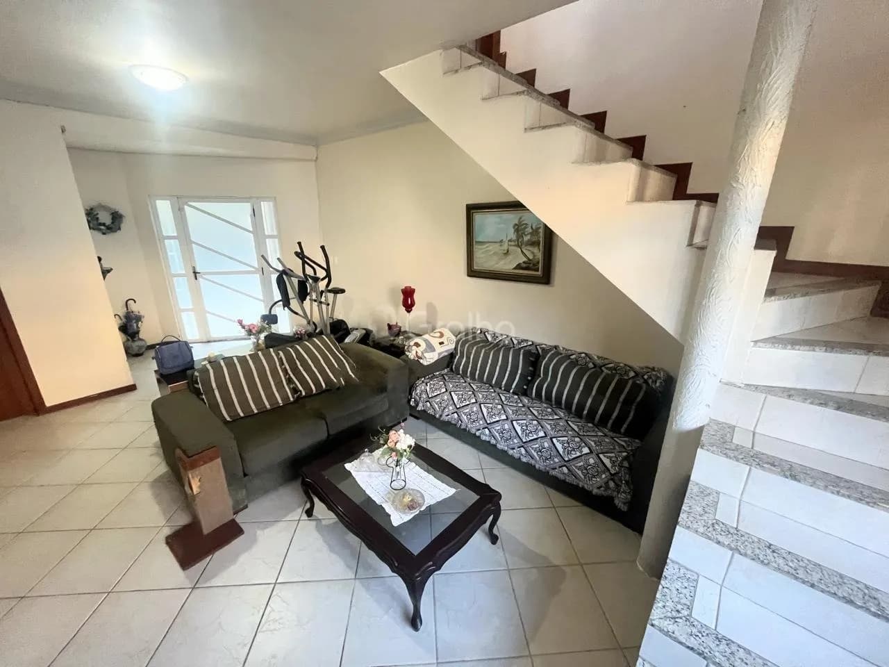 Casa para venda com 3 dormitórios em Agronômica com 148 m² — foto principal