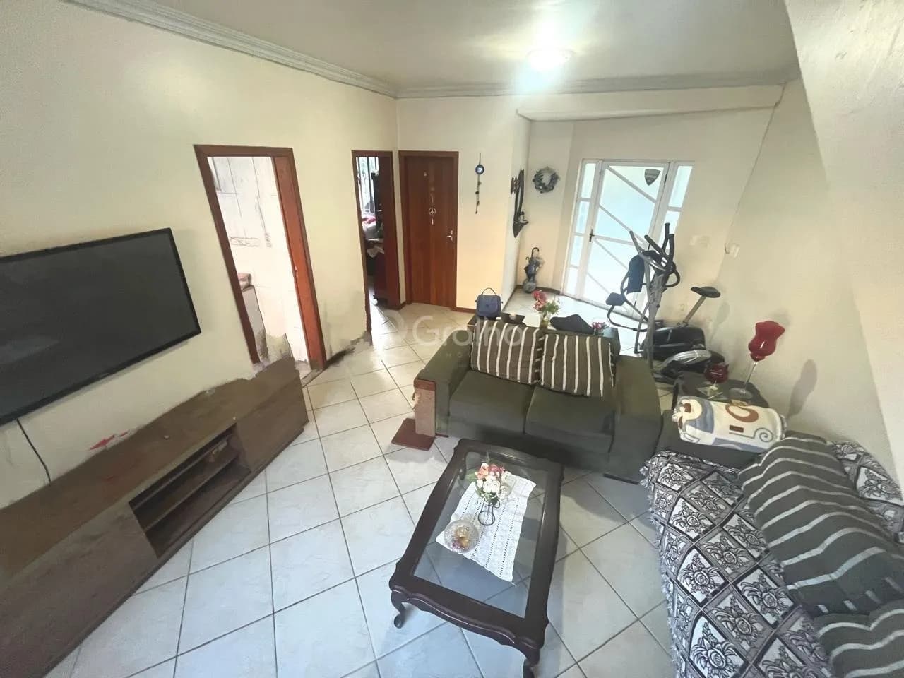 Casa para venda com 3 dormitórios em Agronômica com 148 m² — foto 2
