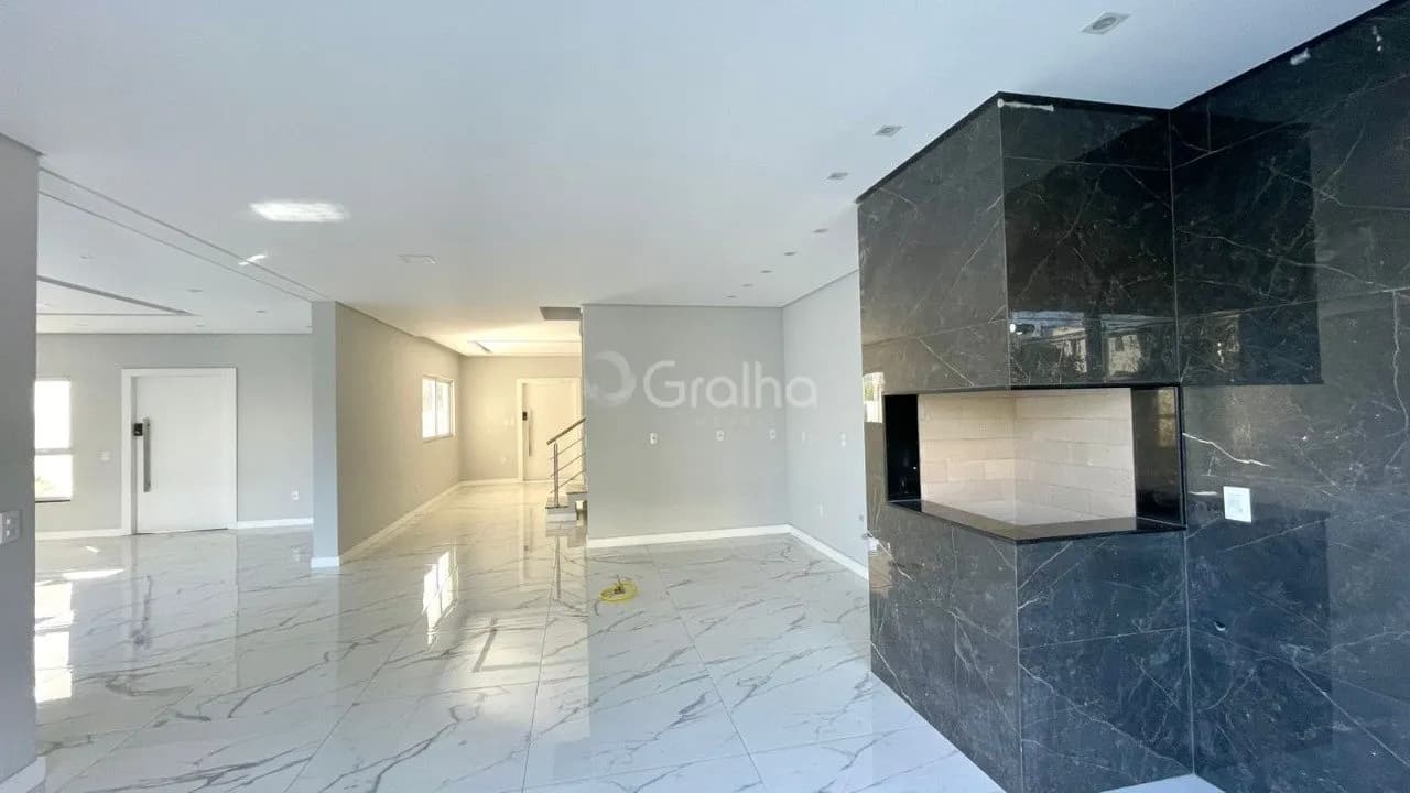 Casa para venda com 3 dormitórios em Ingleses Do Rio Vermelho com 244 m² — foto 3