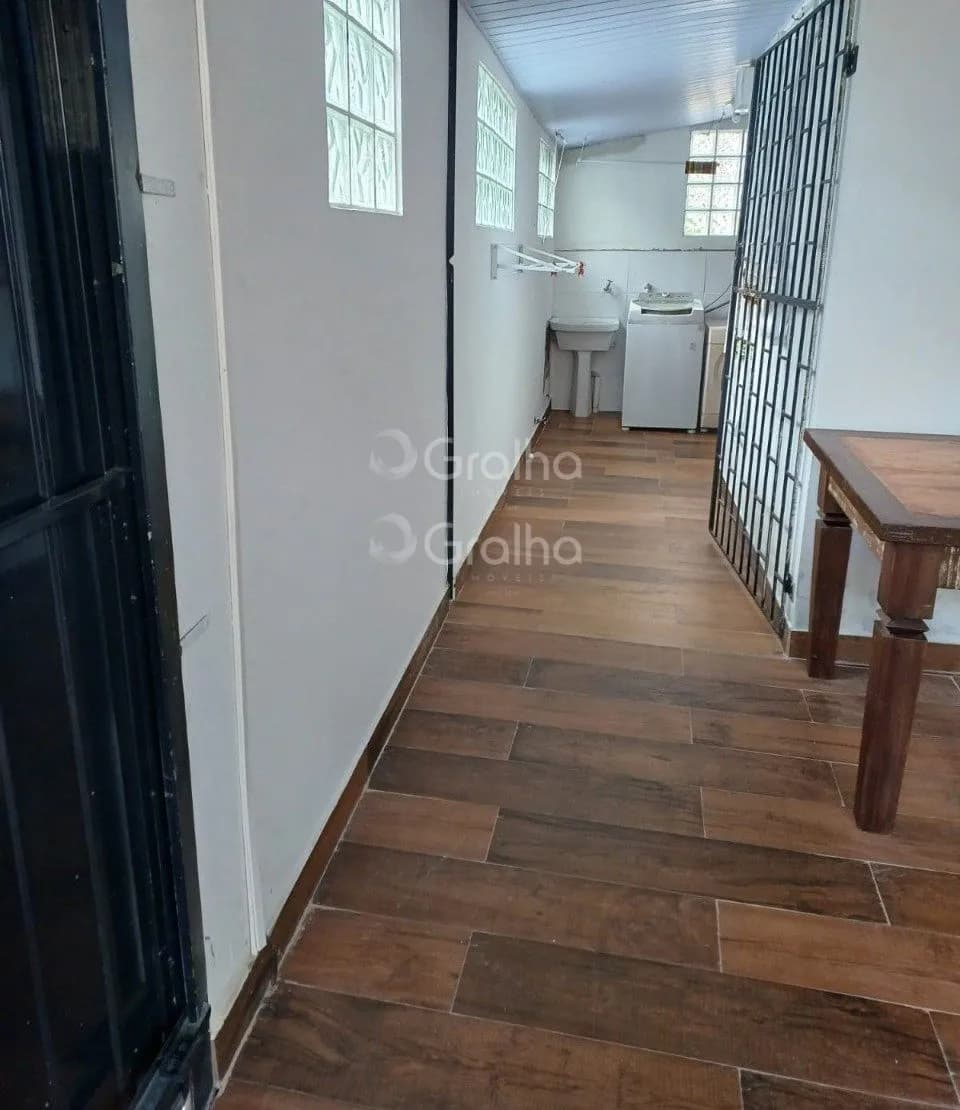 Casa para venda com 2 dormitórios em Agronômica com 145 m² — foto 4