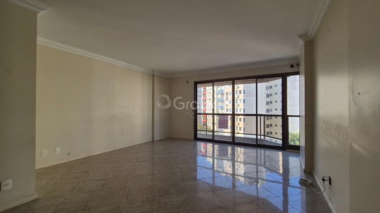 Apartamento para venda com 4 dormitórios em Centro com 170 m² — foto principal