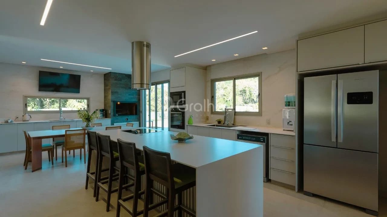 Casa para venda com 3 dormitórios em Ratones com 540 m² — foto 4