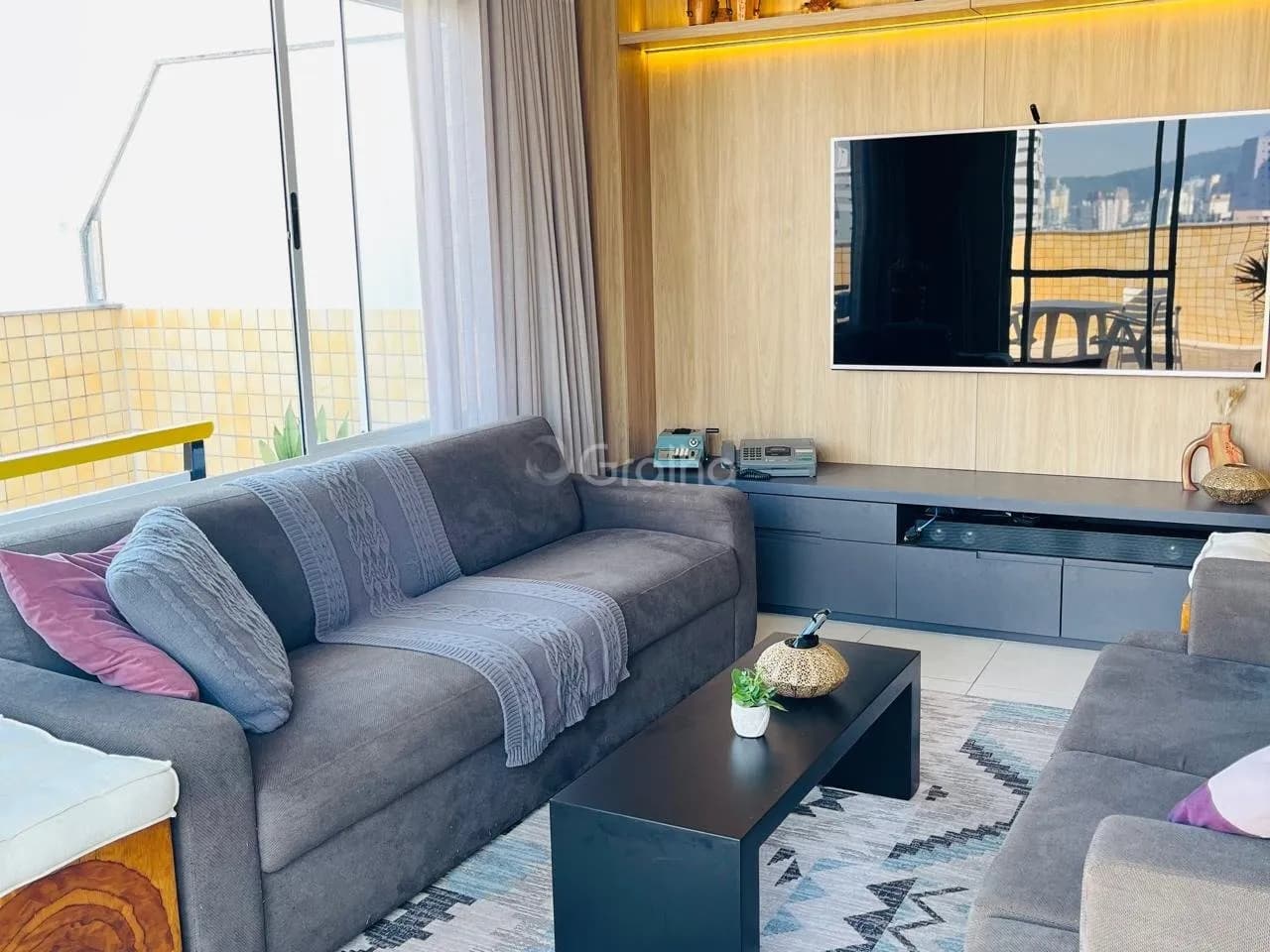 Cobertura para venda com 3 dormitórios em Centro com 260 m² — foto principal