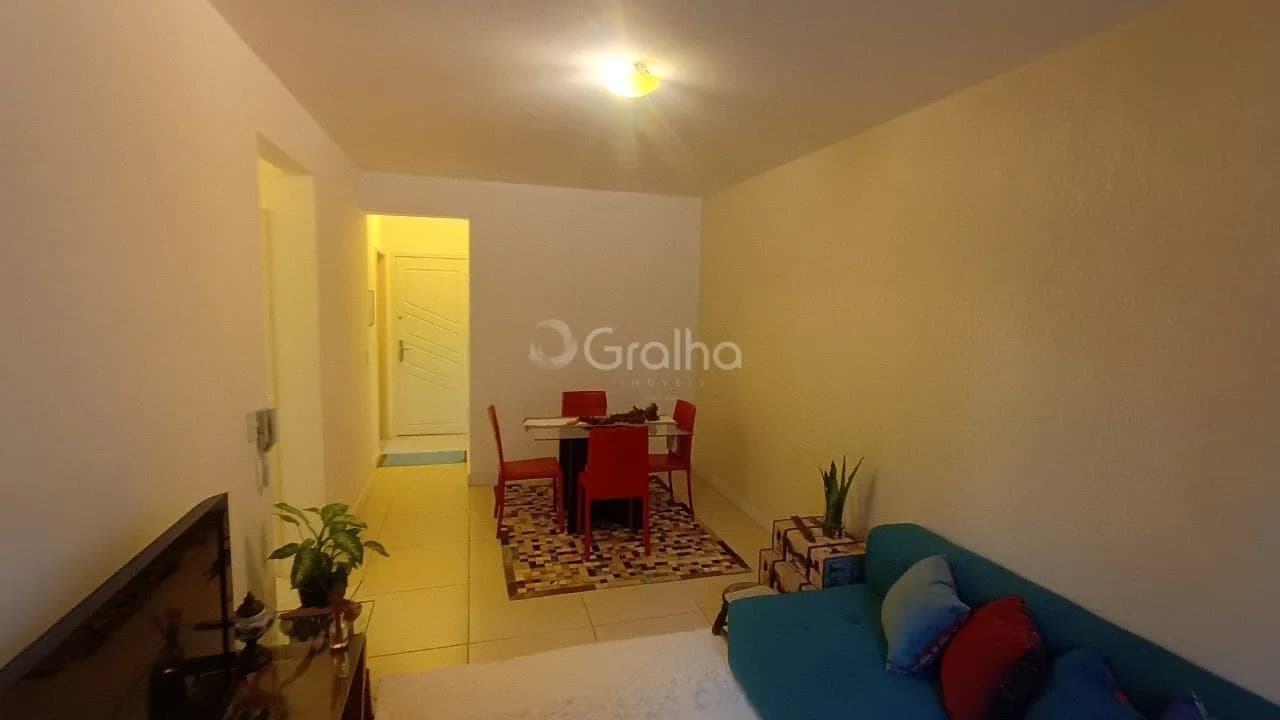 Apartamento para venda com 2 dormitórios em Centro com 75 m² — foto 2