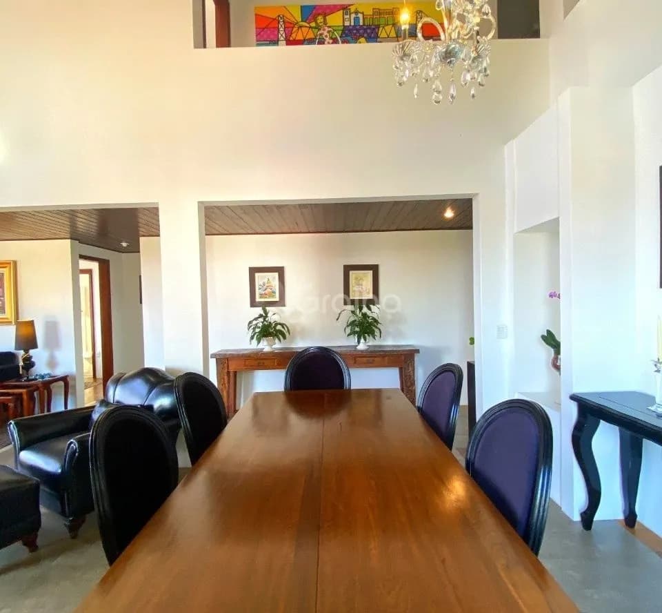 Casa para venda com 4 dormitórios em Centro com 269 m² — foto 2