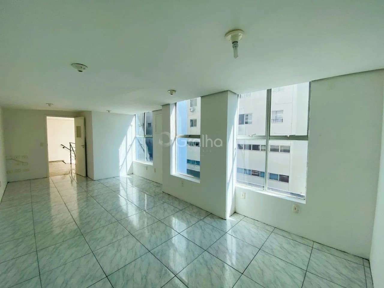 Loja para venda em Centro com 288 m² — foto 3