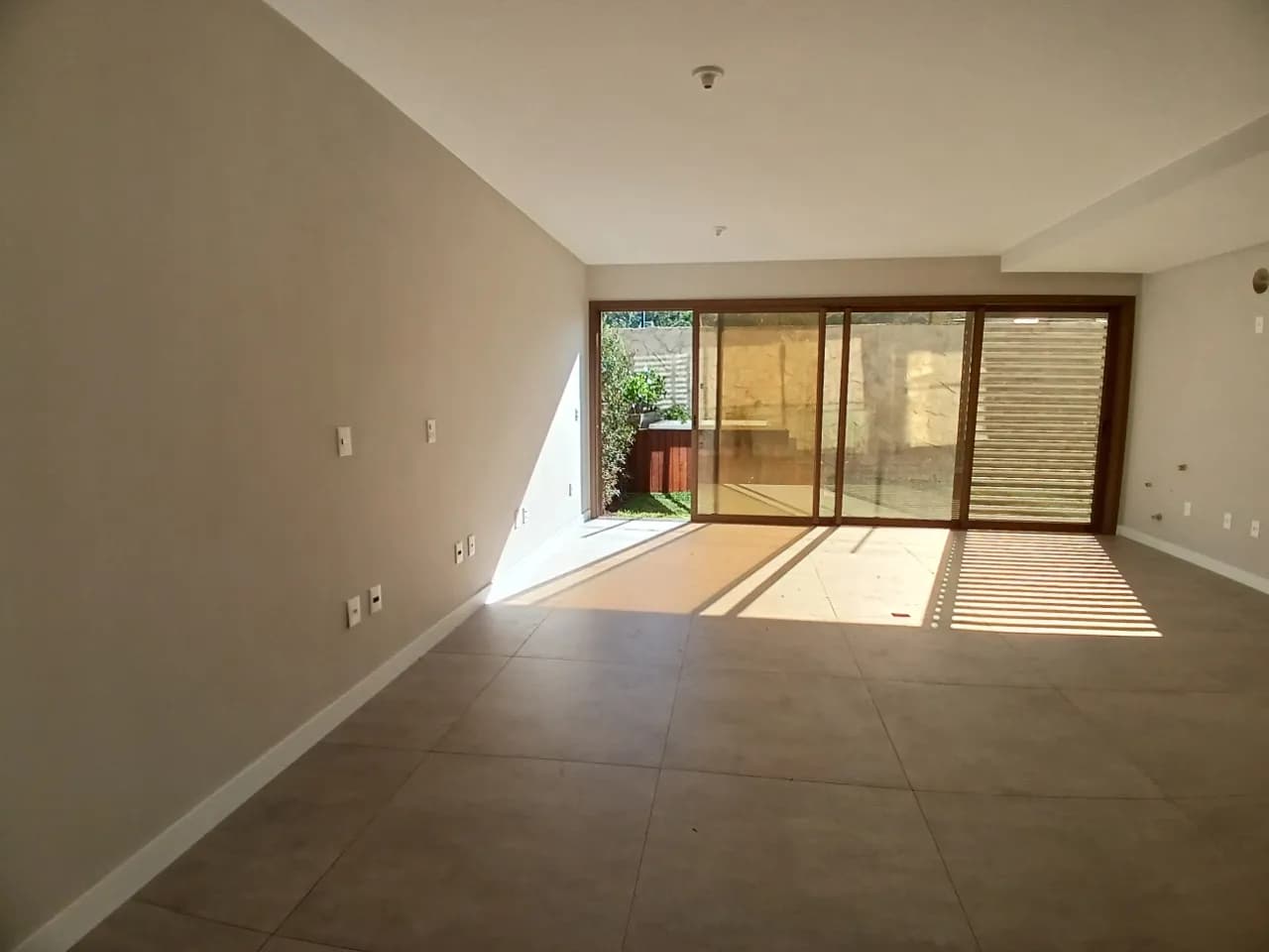 Estúdio para venda com 1 dormitório, em Campeche com 120 m² — foto 2