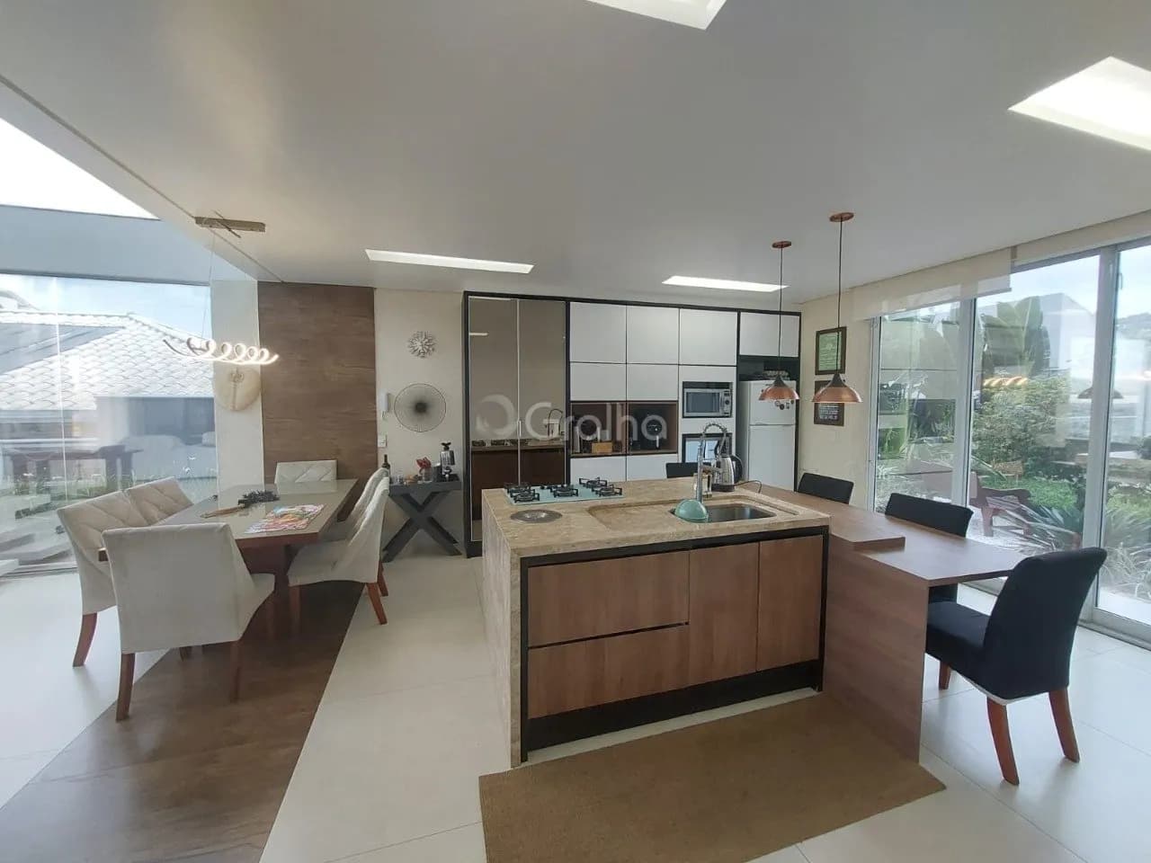 Casa para venda com 4 dormitórios em Pedra Branca com 430 m² — foto 4