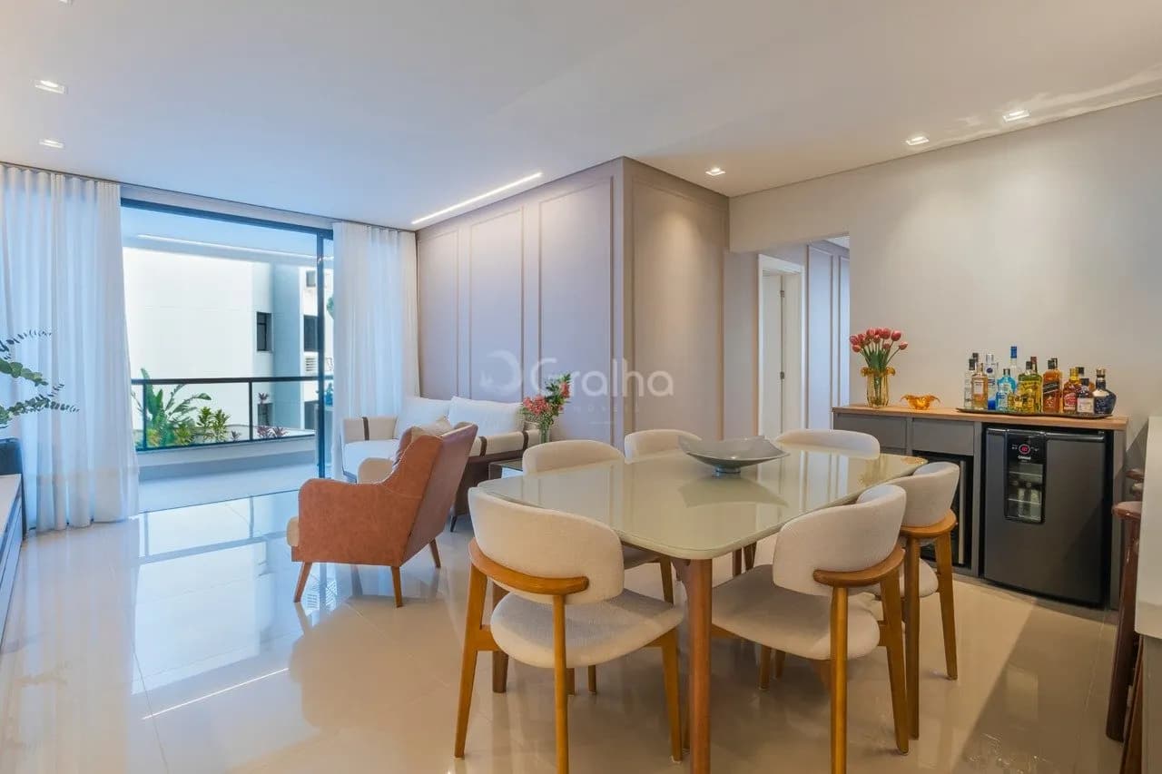 Apartamento para venda com 3 dormitórios em Agronômica com 111 m² — foto 2