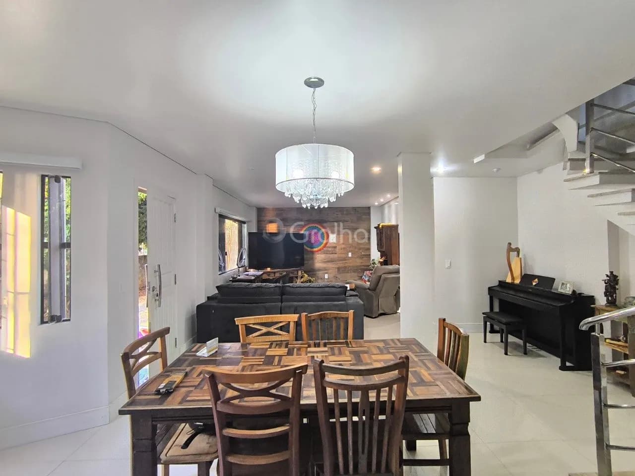 Casa para venda com 4 dormitórios em Cacupé com 230 m² — foto 2