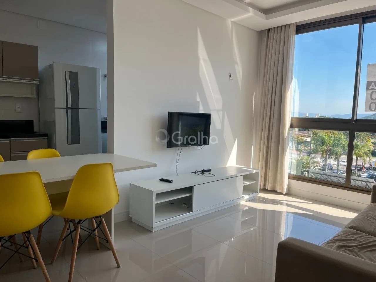 Apartamento para venda com 2 dormitórios em Jurerê Internacional com 65 m² — foto 2
