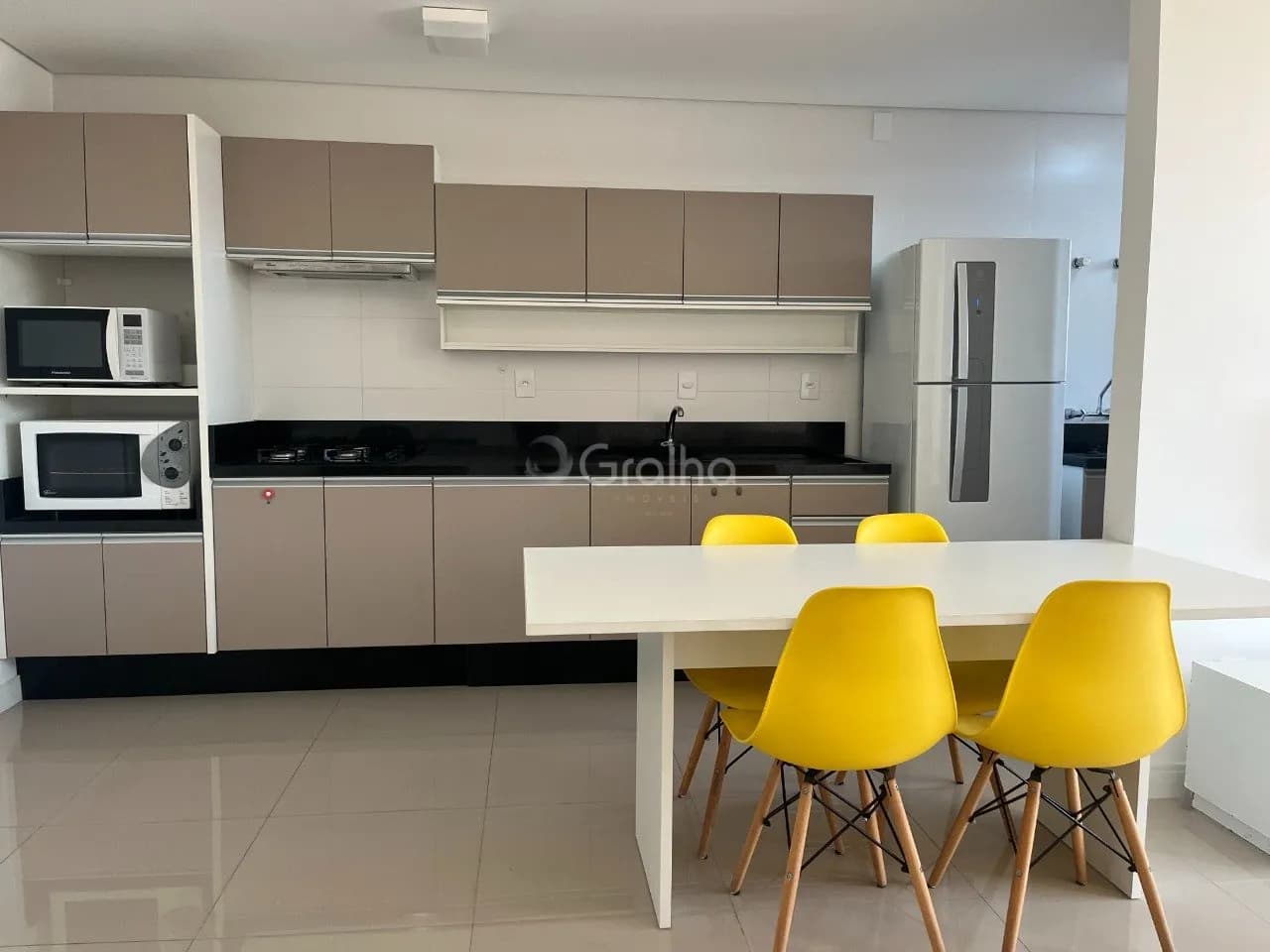 Apartamento para venda com 2 dormitórios em Jurerê Internacional com 65 m² — foto 3