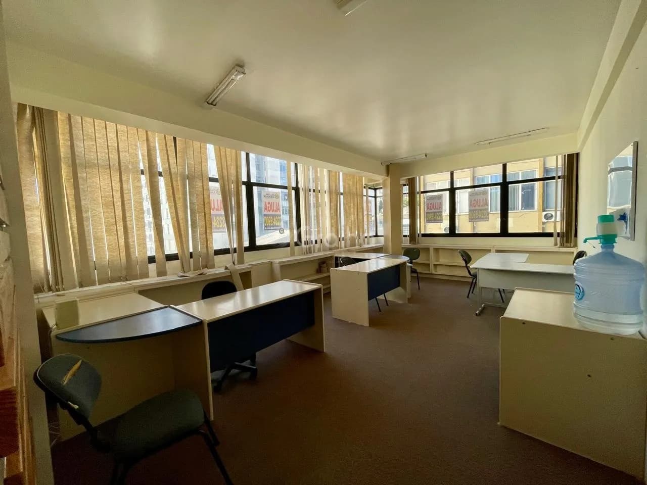 Sala comercial para venda em Centro com 41 m² — foto 2