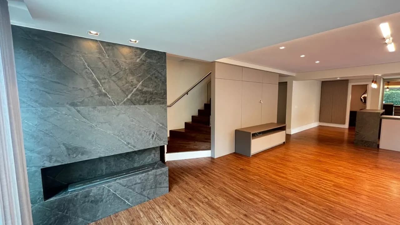 Apartamento duplex para venda com 3 dormitórios em Jurerê com 230 m² — foto principal