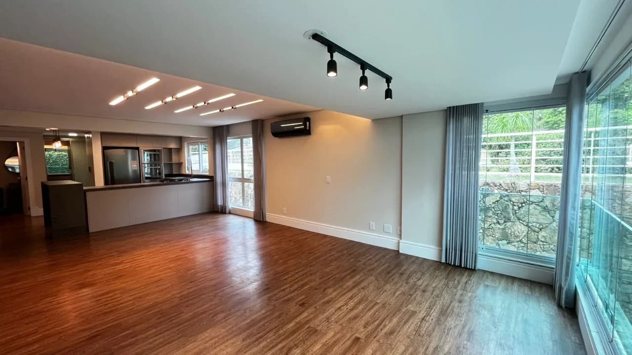 Apartamento duplex para venda com 3 dormitórios em Jurerê com 230 m² — foto 3