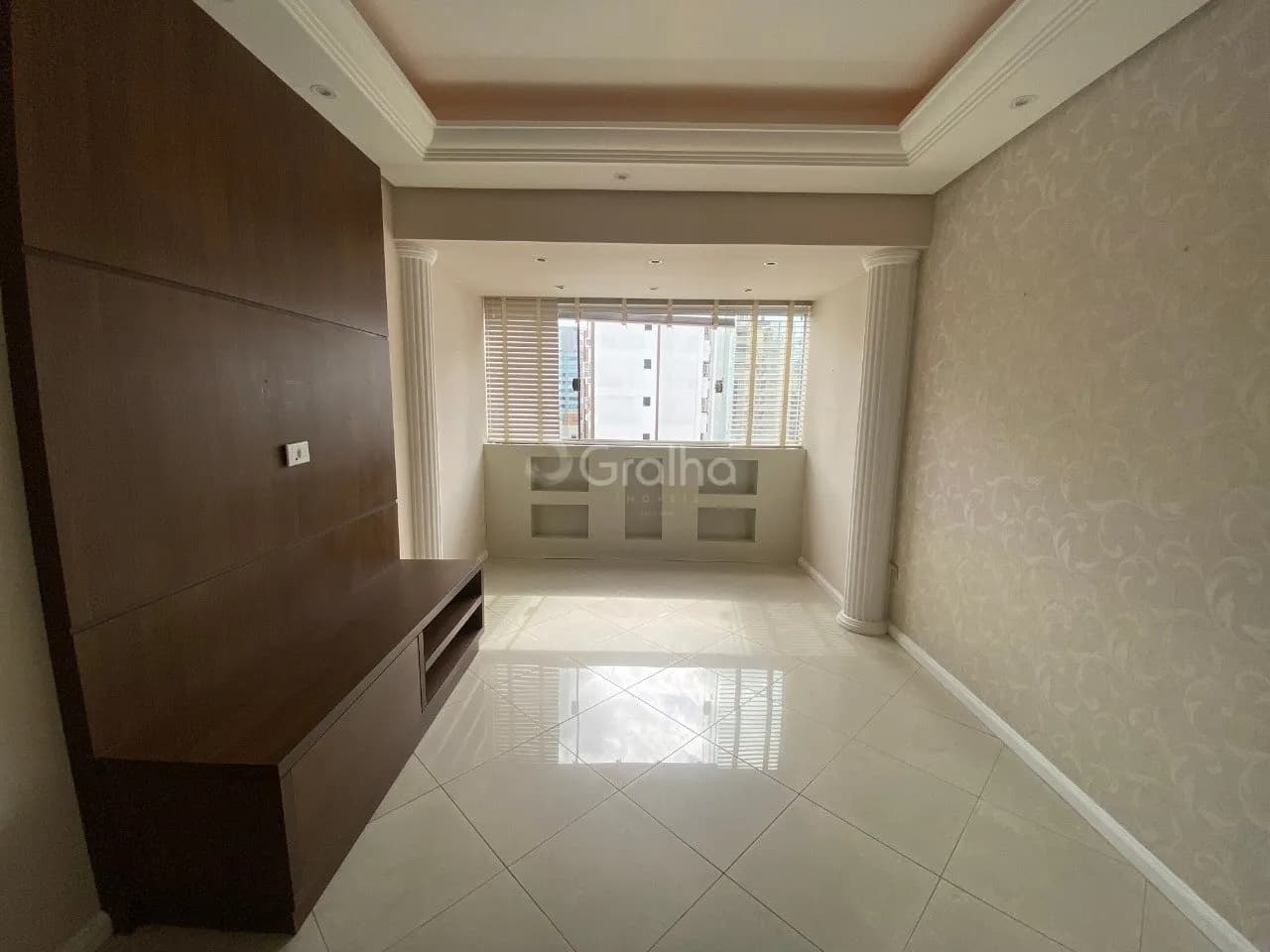 Apartamento para venda com 3 dormitórios em Centro com 90 m² — foto principal
