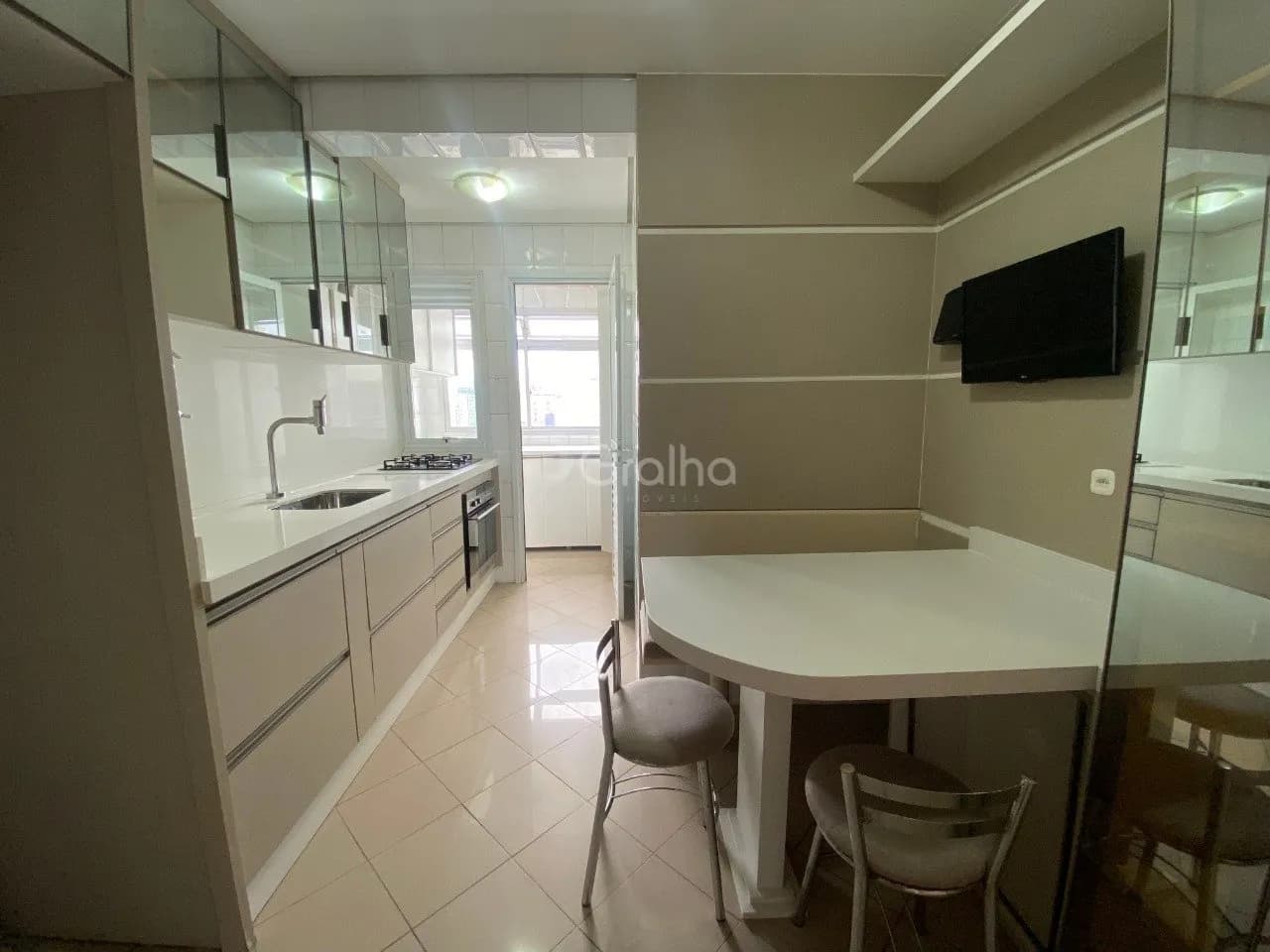 Apartamento para venda com 3 dormitórios em Centro com 90 m² — foto 4