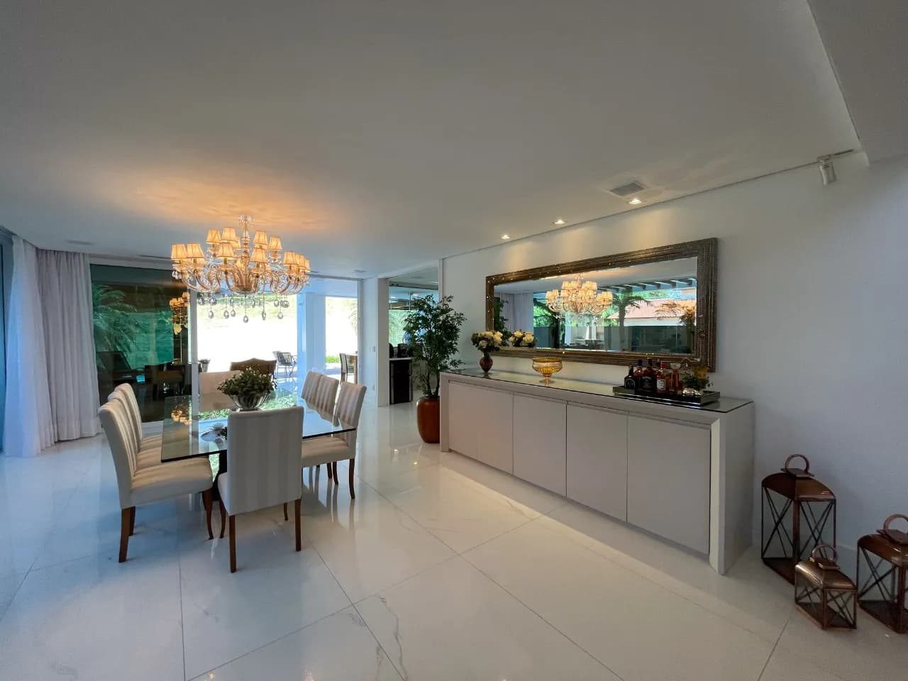 Casa para venda com 6 dormitórios em Sambaqui com 812 m² — foto 4