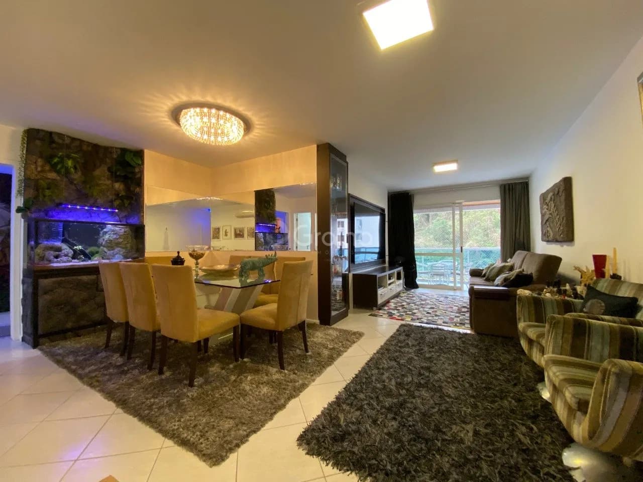 Apartamento para venda com 4 dormitórios em Agronômica com 145 m² — foto principal