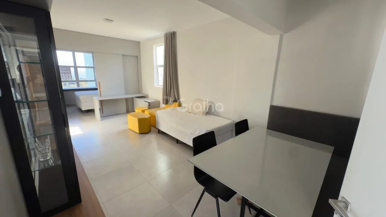 Estúdio para venda com 1 dormitório, em Centro com 47 m² — foto 2