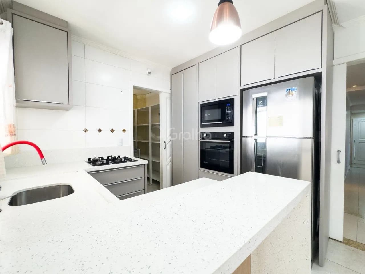 Casa para venda com 3 dormitórios em Pedra Branca com 239 m² — foto 4