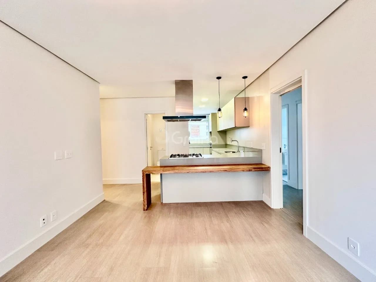 Apartamento para venda com 3 dormitórios em Centro com 94 m² — foto 2