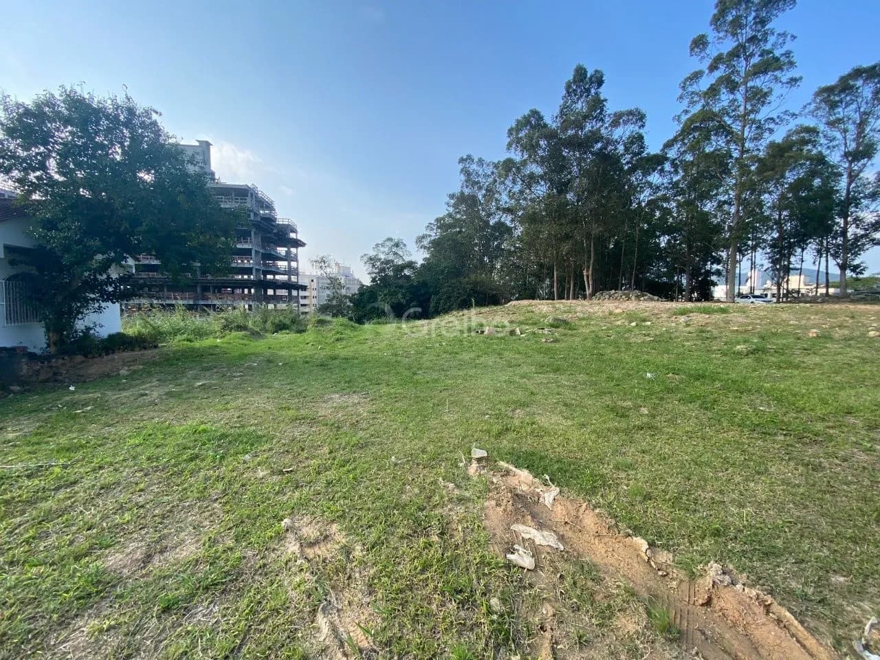 Terreno para venda em Pantanal com 1500 m²