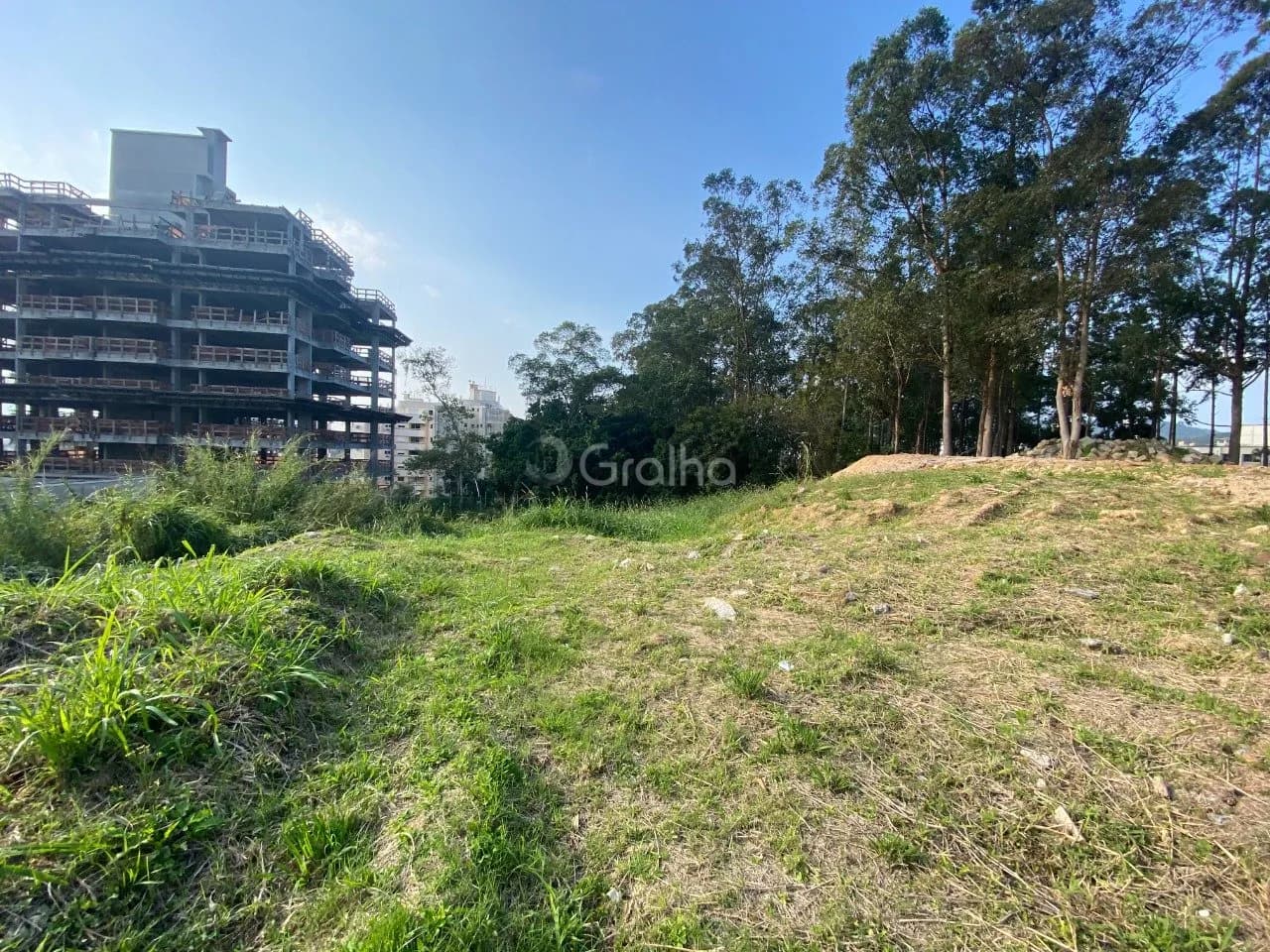 Terreno para venda em Pantanal com 1500 m² — foto 2