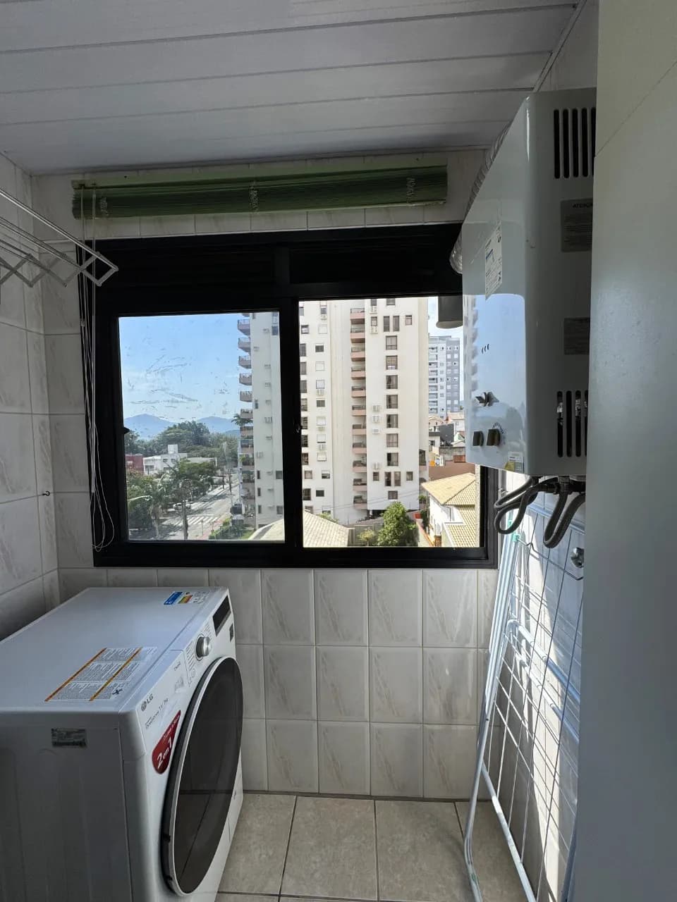 Apartamento para venda com 3 dormitórios em Agronômica com 76 m² — foto 5
