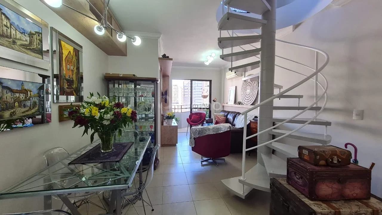 Cobertura para venda com 2 dormitórios em Centro com 134 m² — foto principal