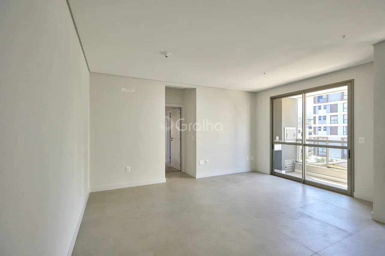 Apartamento para venda com 3 dormitórios em Carvoeira com 76 m² — foto principal