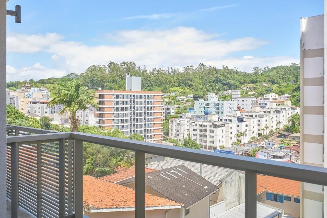 Apartamento para venda com 3 dormitórios em Carvoeira com 76 m² — foto 4