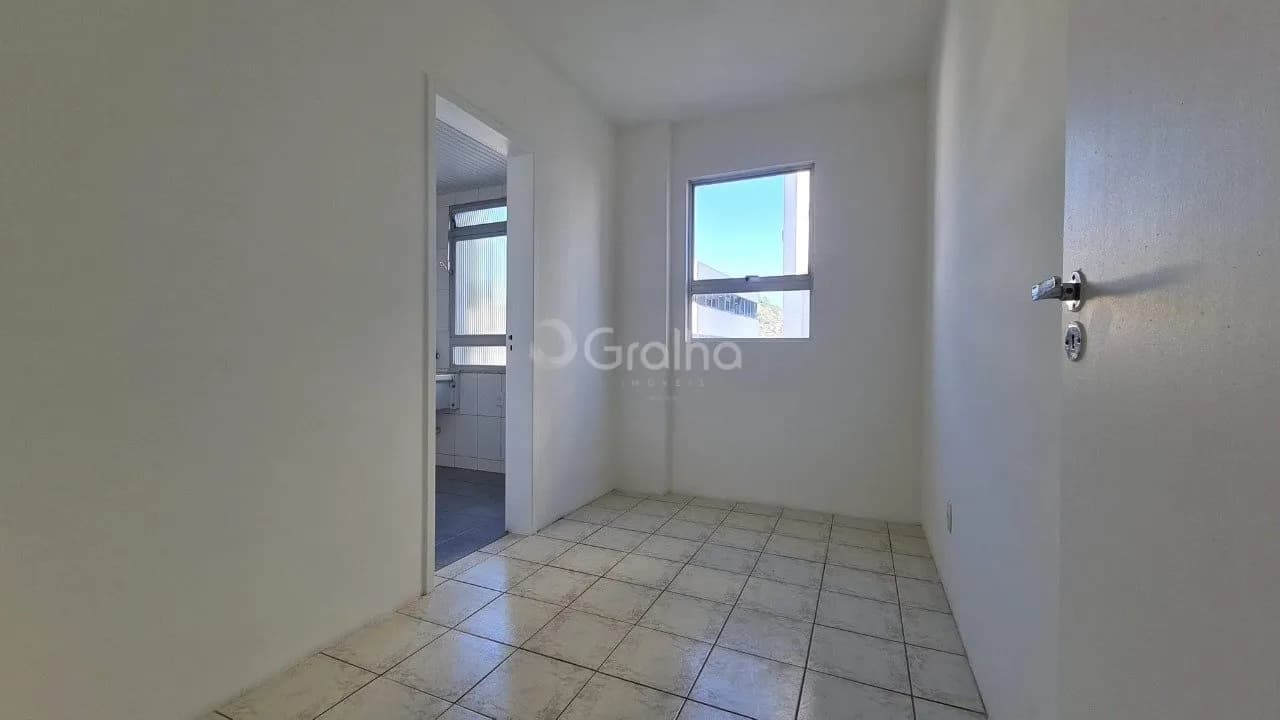 Apartamento para venda com 3 dormitórios em Centro com 80 m² — foto 5