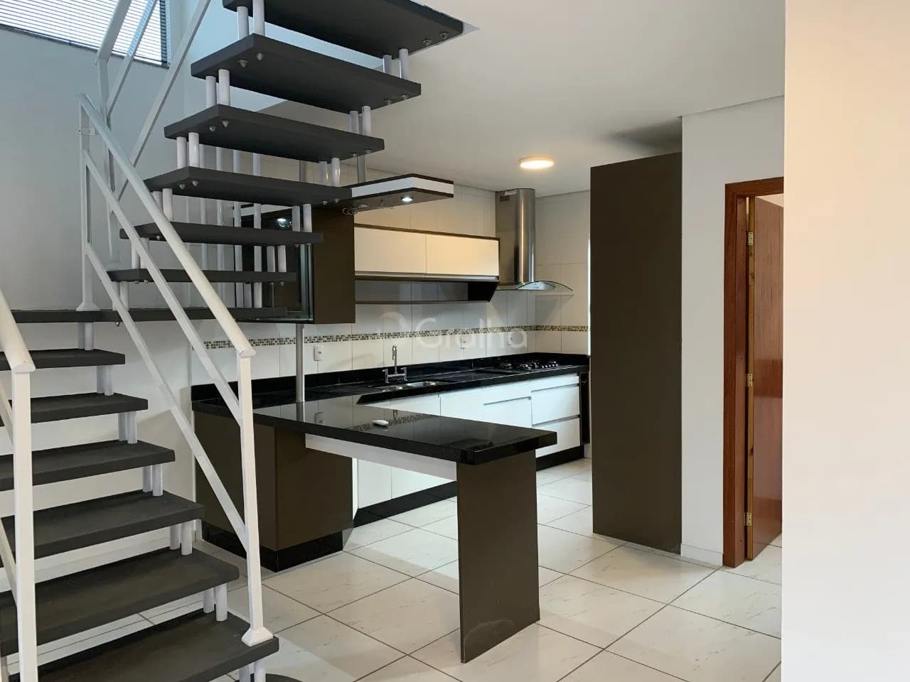 Casa para venda com 3 dormitórios em Ingleses Do Rio Vermelho com 130 m² — foto 2
