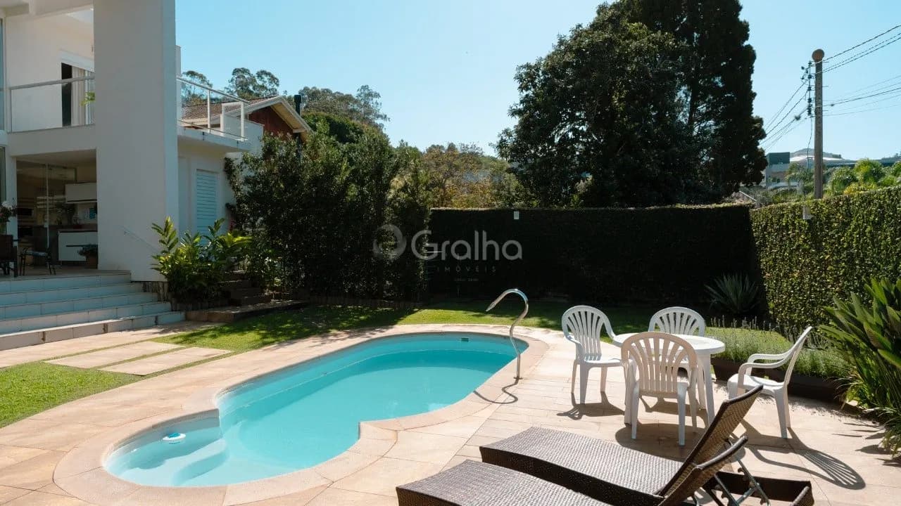 Casa para venda com 6 dormitórios em Cacupé com 340 m² — foto 4