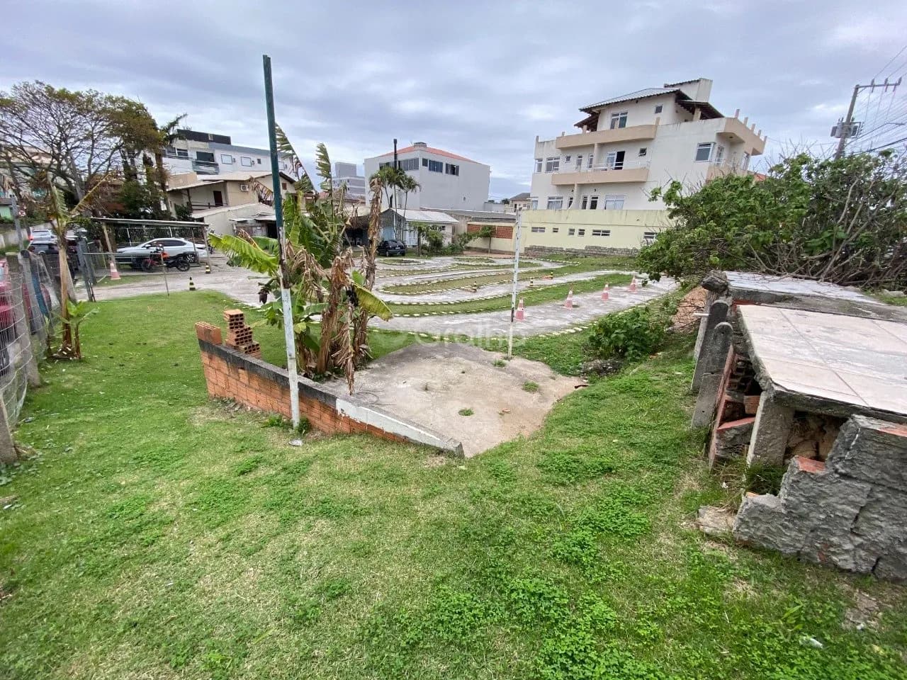 Terreno para venda em Ingleses Do Rio Vermelho com 1203 m² — foto principal
